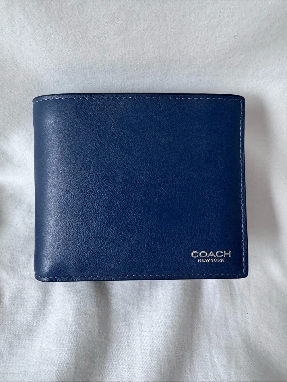 Coach CY911 Navy Full Grain Leather Bifold Wallet NWT Men’s